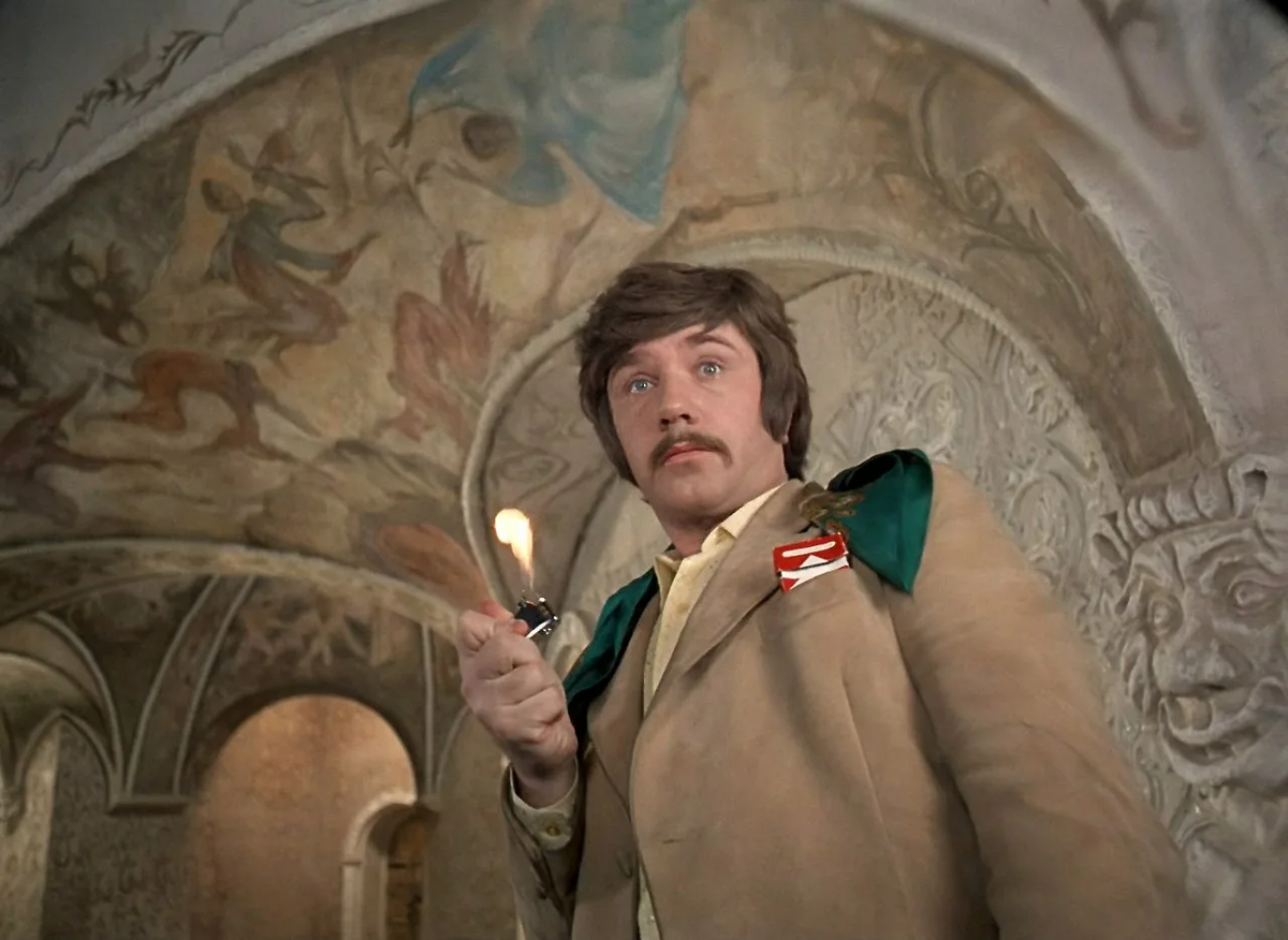 Америку я открывать не буду. Ничего нового не расскажу и новых фамилий, думаю, тоже не открою. Просто хочу поделиться с вами списком любимых комиков советского кинематографа.-9