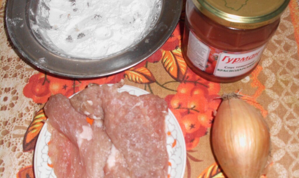 Продукты для приготовления бефстроганов. Личное фото автора канала Житейская проза