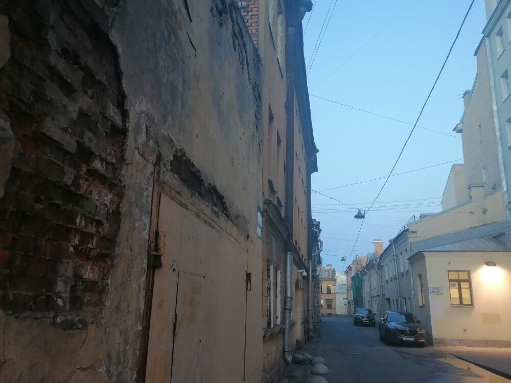 Белая ночь в квартале Аптекарей