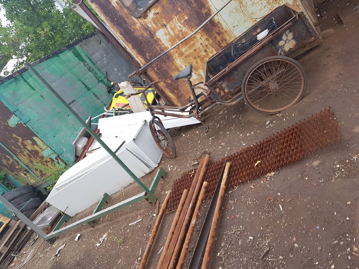 Трехколесный не отдали 