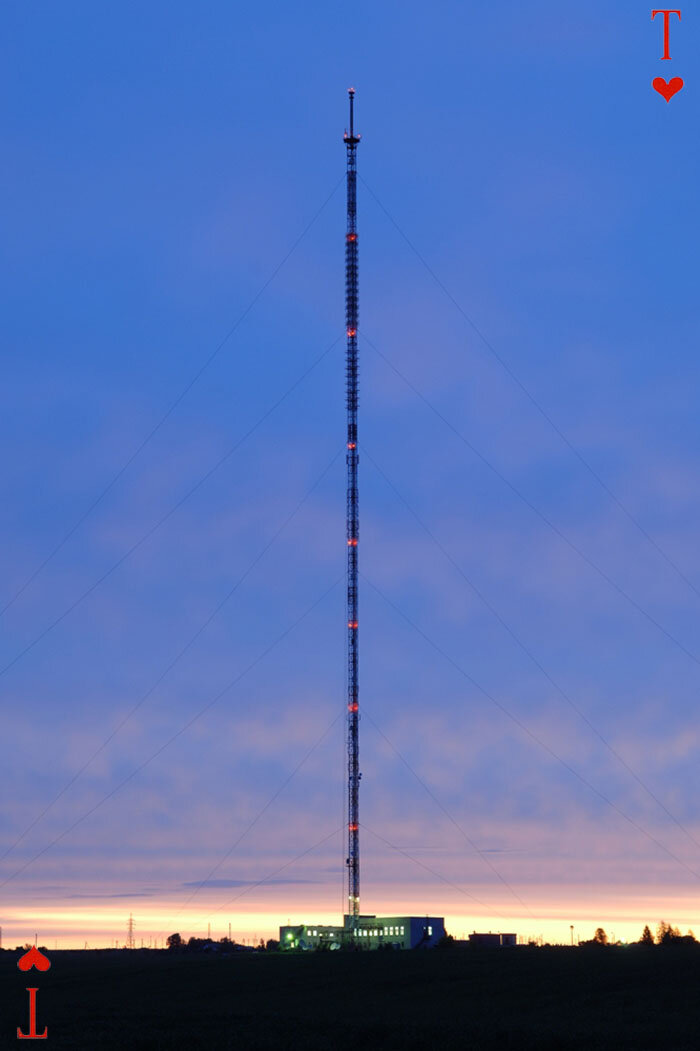Телебашня б67. Останкинская телебашня флаг. Останкинская башня в южном. Берлин телебашня останкино. Телебашня б67 сша.