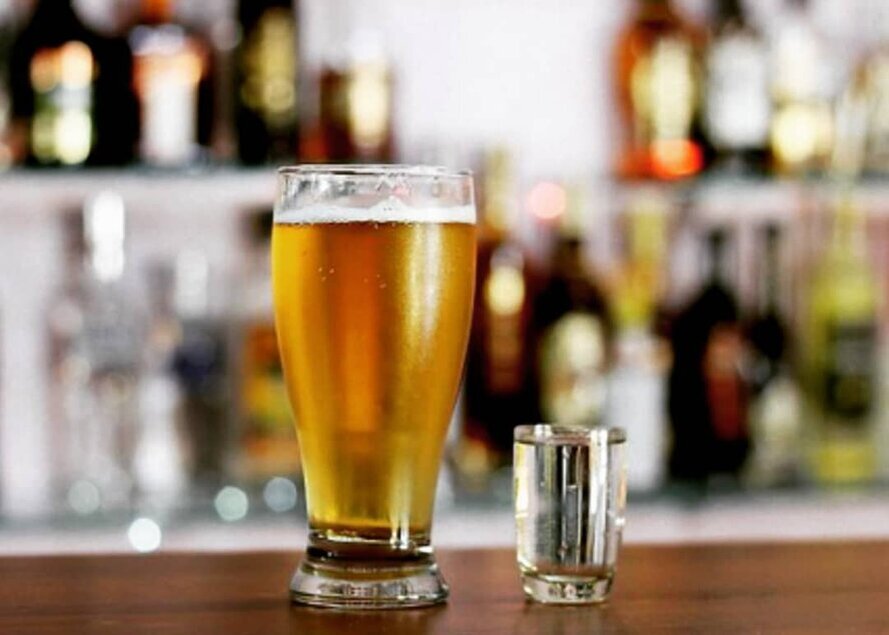 Этот коктейль является самым крепким из этих трех. 