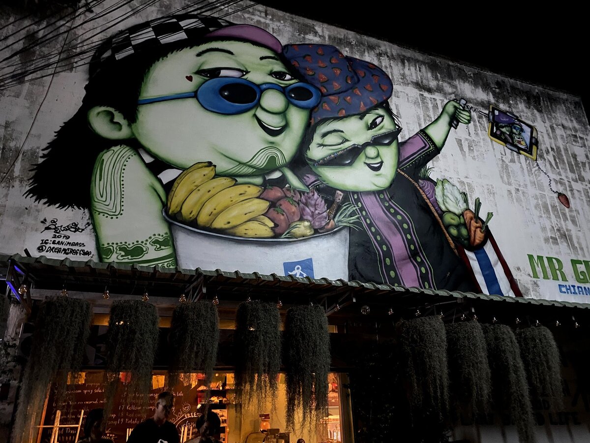 Во все времена была хорошая и плохая молодежь! Нет и не может быть исключений!