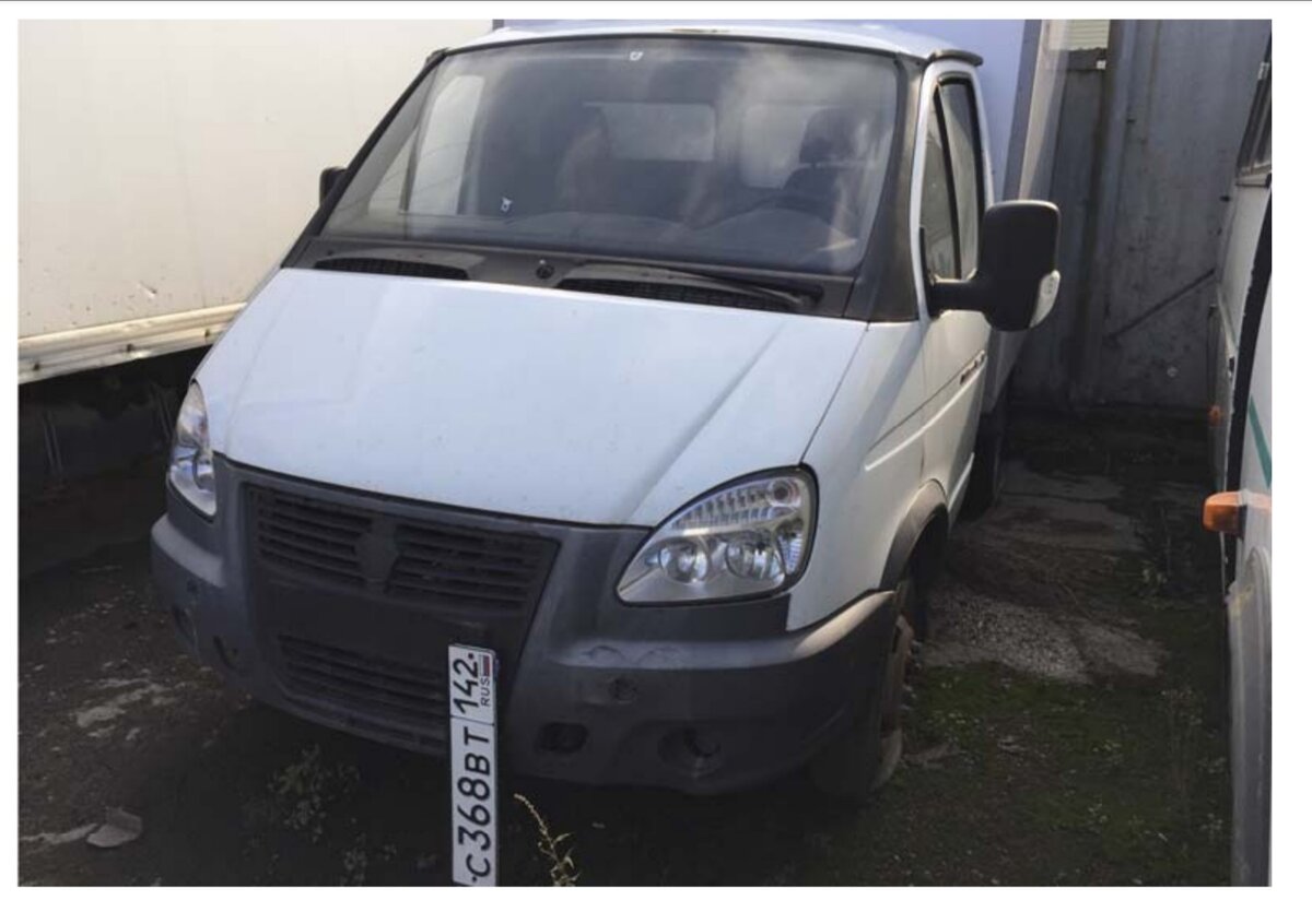 Автофургон с торгов и наш первый головняк)) 