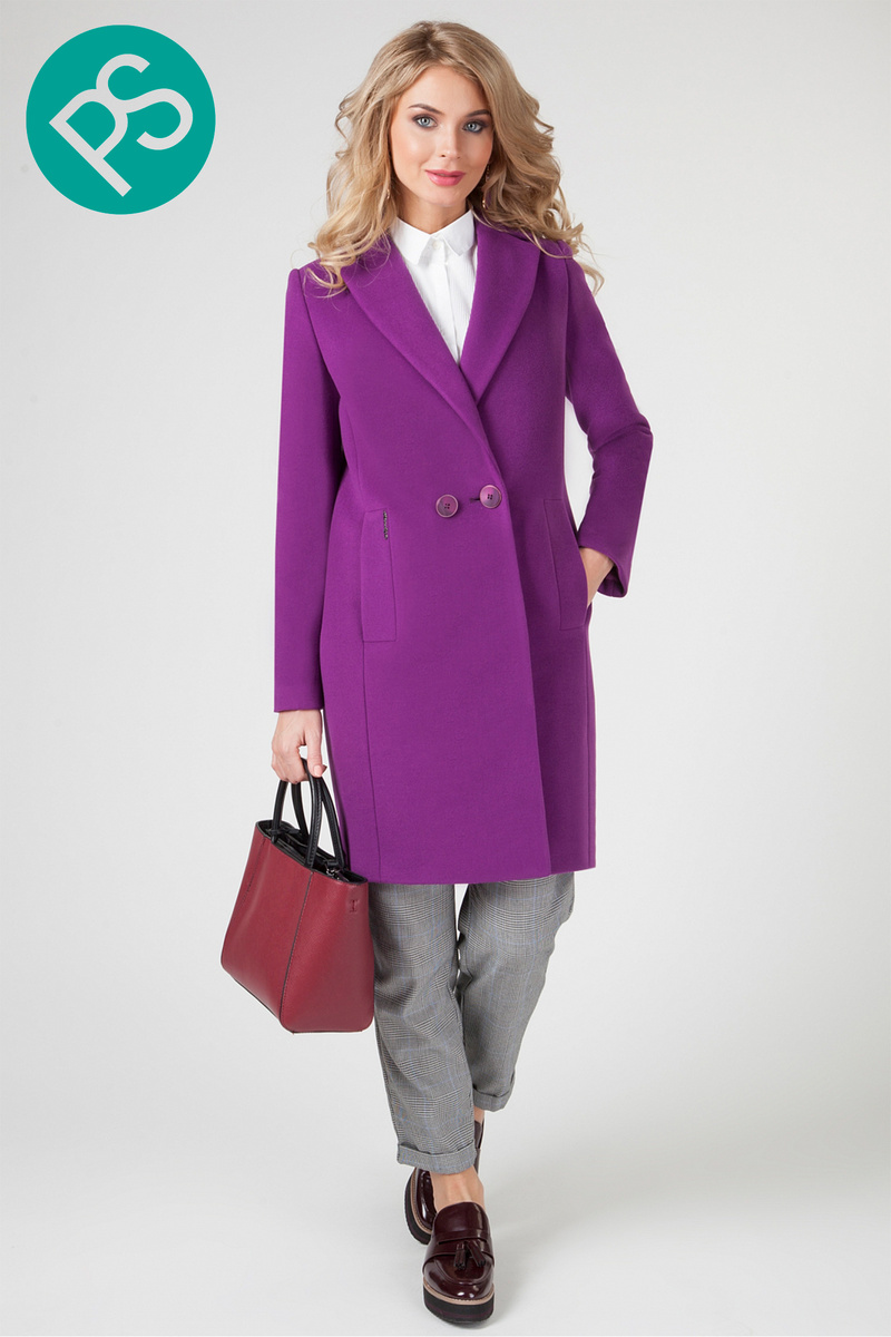 Пальто цвета фуксия