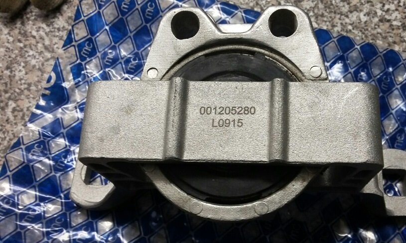 Так выглядит гидроопора,фирма METALCAUCHO ее и мы рекомендуем как замену оригинальной.