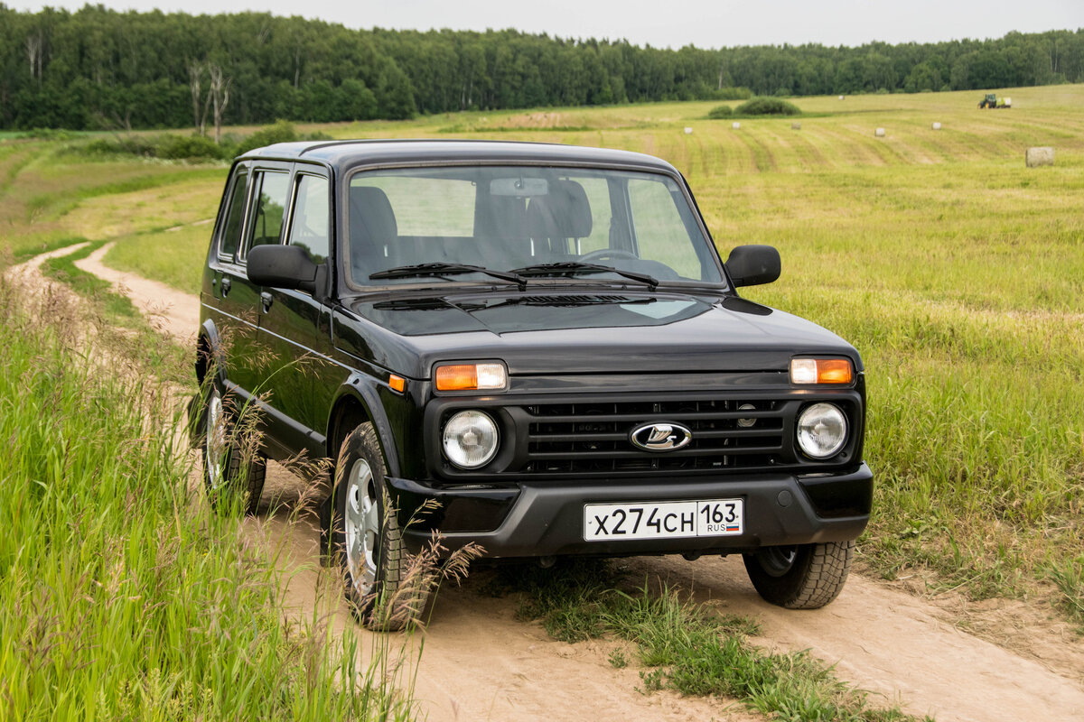 Покажи машину ниву. Лада Нива Урбан 4х4. Лада Нива 4x4 Urban. Нива 2131 Урбан. Лада 4 4 Урбан.