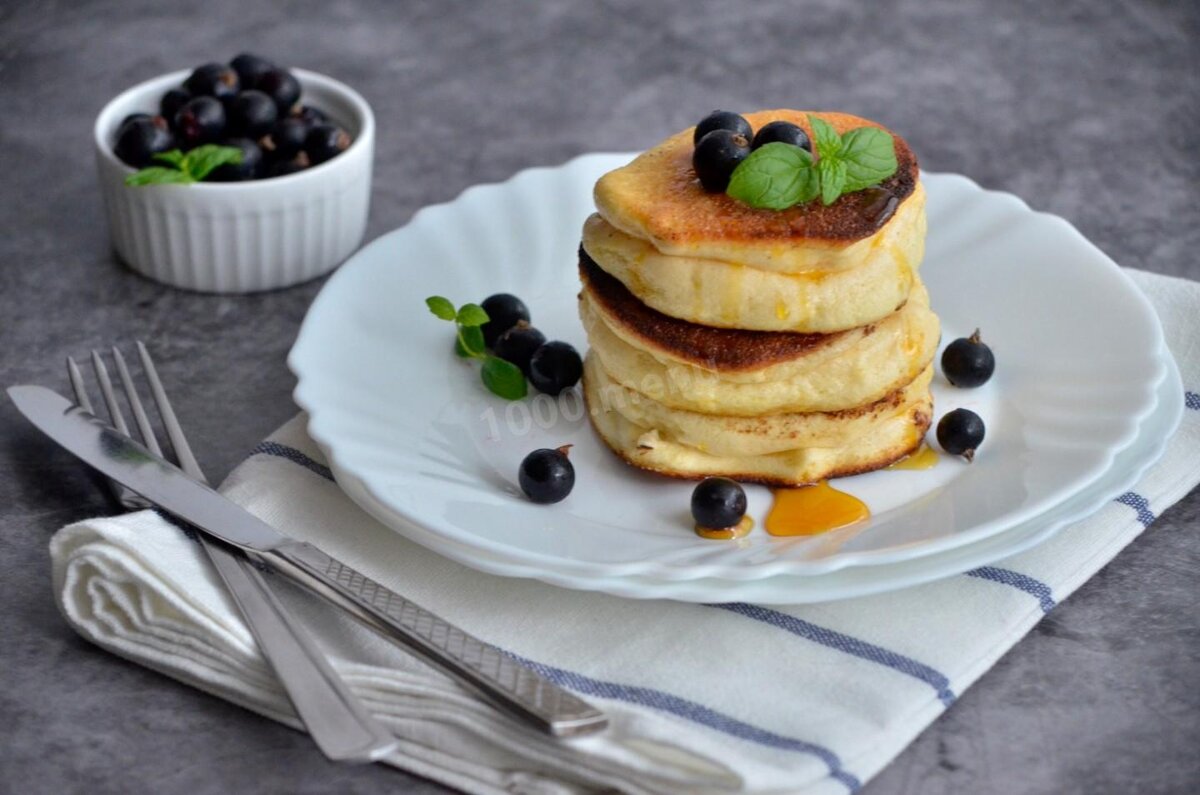 ПАНКЕЙКИ НА ЗАВТРАК 🥞 ТОП 5+ АППЕТИТНЫХ РЕЦЕПТОВ К ЗАВТРАКУ | Простые и  вкусные рецепты от 1000.menu на Яндекс Дзен | Дзен