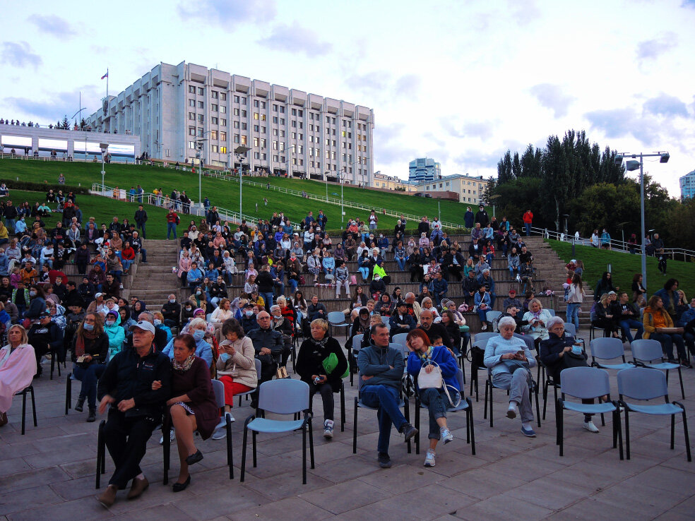 день самары. день города самара 2021. праздник в самаре сегодня. праздник на площади куйбышева. праздник в самаре сегодня.