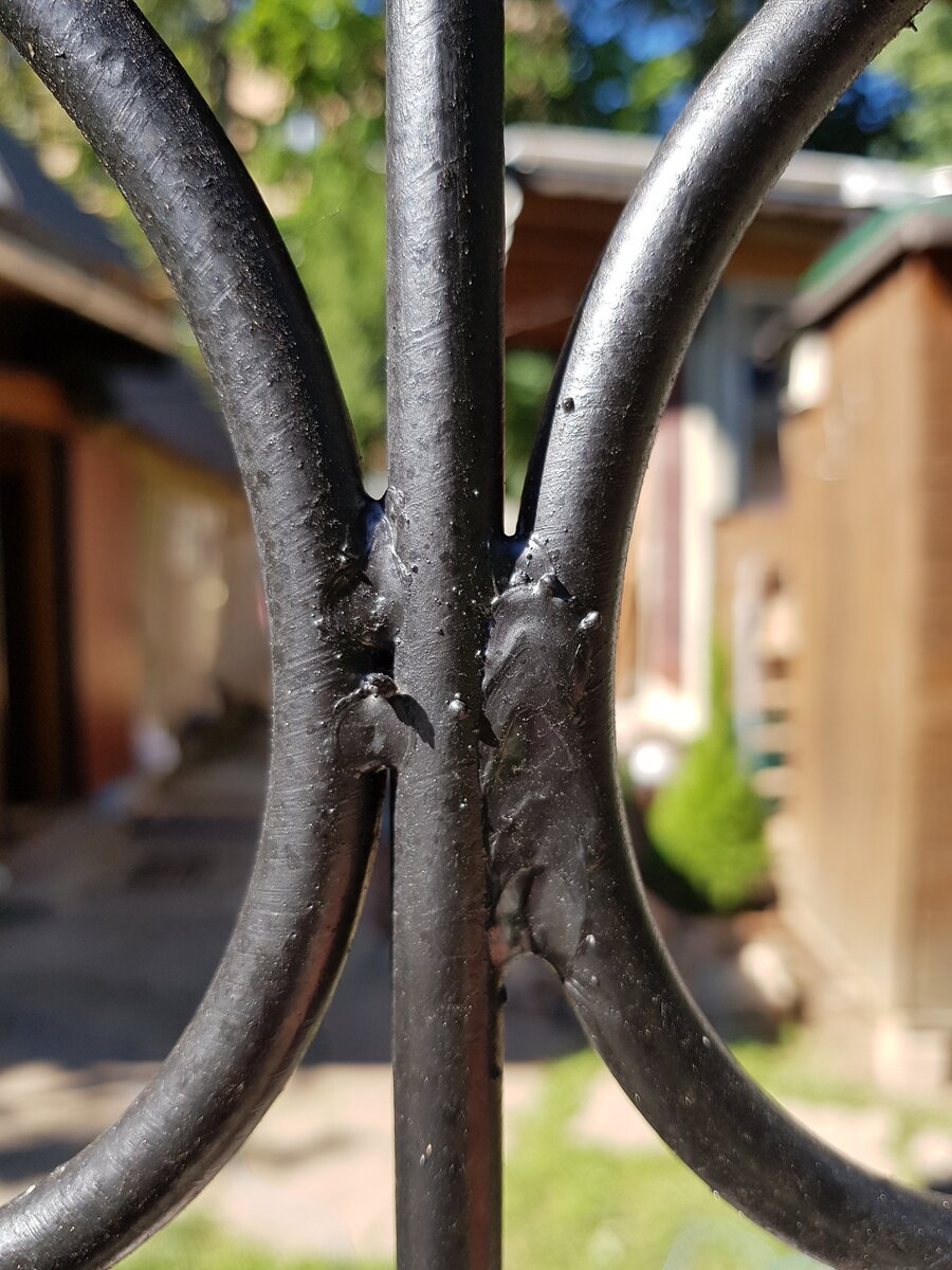 неравномерная сварка на декоре. фото автора