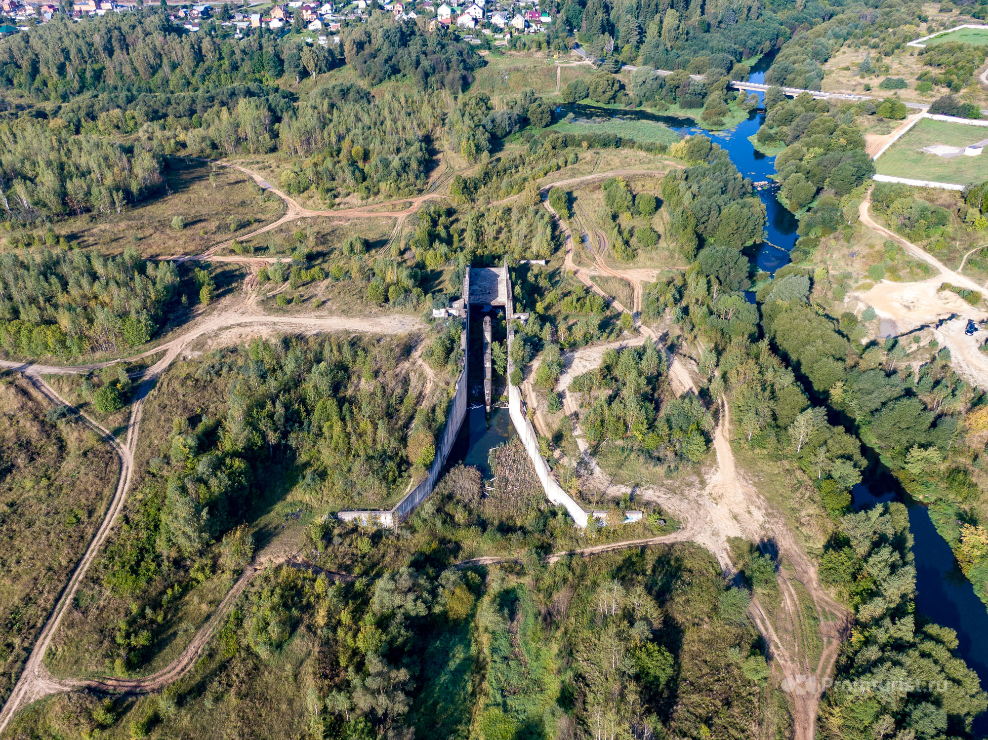 More project. Гидроузел Подольск. Плотина Пахра Подольск. Гидроузел Подольское море. Заброшенный гидроузел в Подольске.