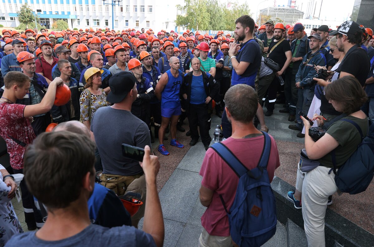 Работники предприятия "Гродно Азот" на акции протеста, август 2020 Фото: REUTERS