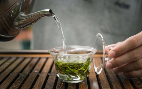 Чай — самый древний из лечебных напитков, которому уже почти 5 000 лет