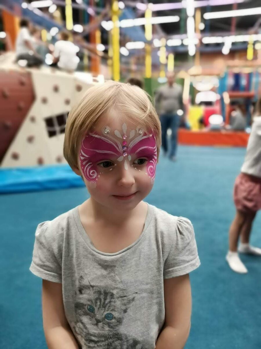 Красивый аквагрим от художницы в Замании. Восточная красавица.