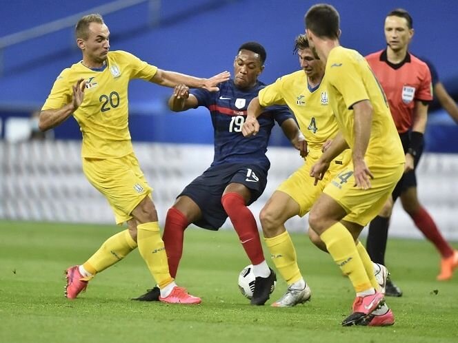 В товарищеском матче сборная Украины проиграла французам – 1:7