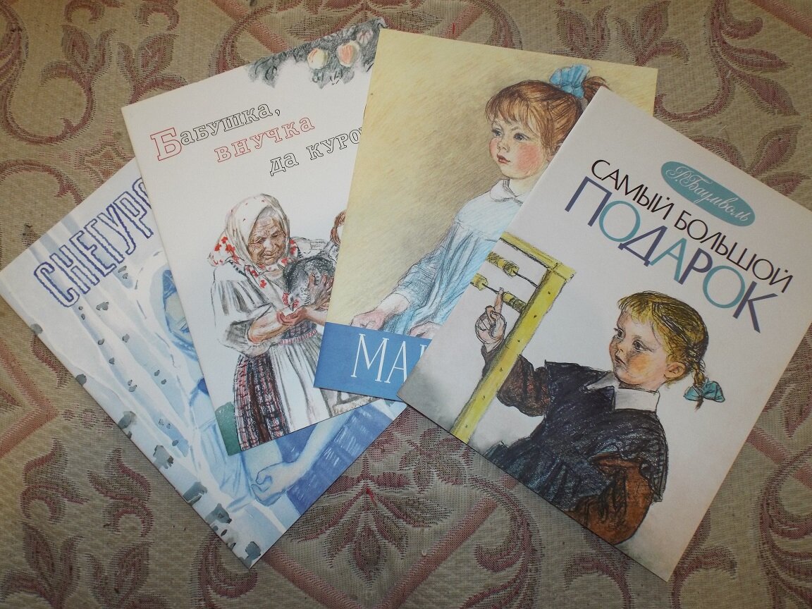 Художник Алексей Пахомов, узнаваемые рисунки в карандашной манере