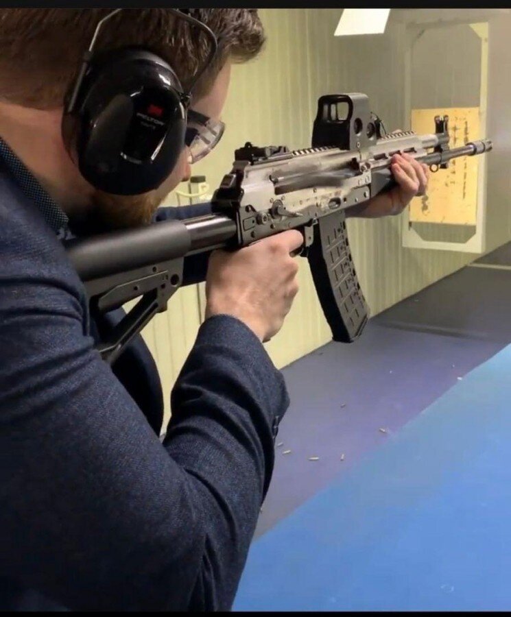 Скриншот стрельбы ген.директора КК из нового АК-521