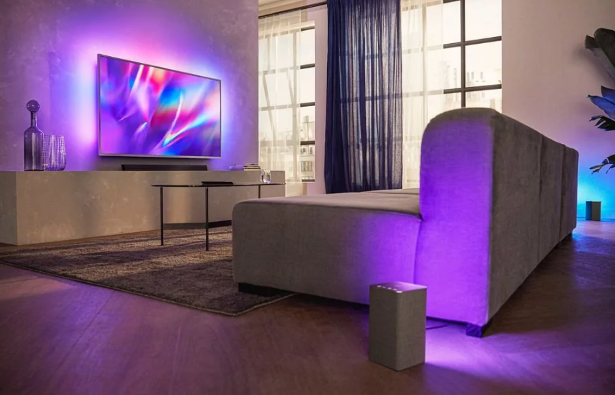 Техника Philips  (источник изображения https://tv-vybor.ru/novosti/1658-philips-predstavljaet-novye-saundbary-s-podderzhkoj-dolby-atmos-i-dts-play-fi.html)