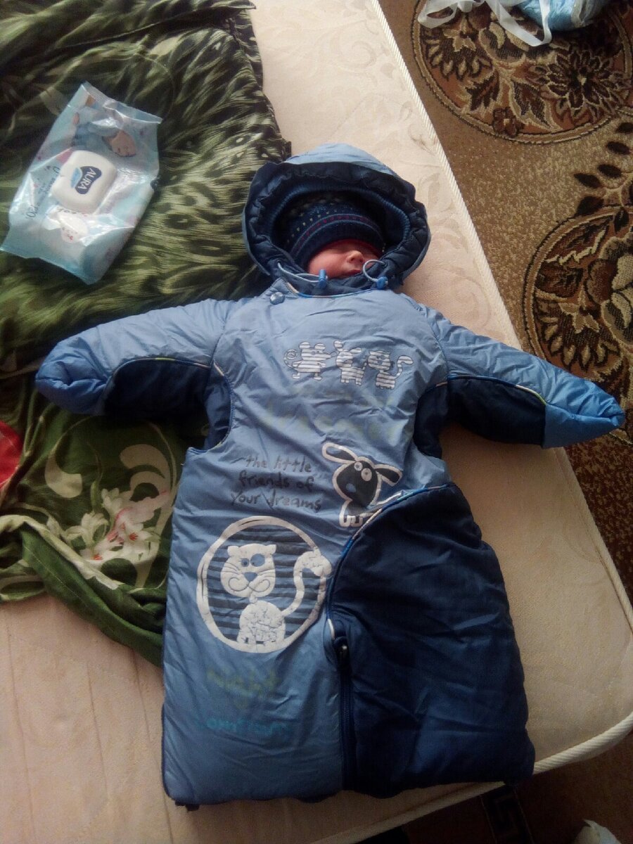 Первые прогулки