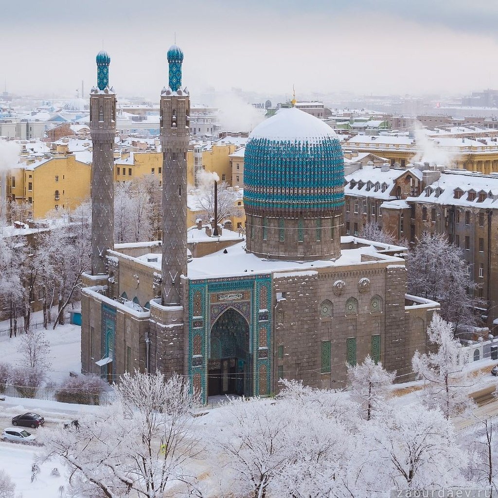 Мечеть в санкт. Соборная мечеть Санкт-Петербурга. Татарская мечеть в Санкт-Петербурге. Мечеть в Санкт-Петербурге на Горьковской. Мечеть на Горьковской СПБ.