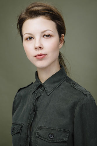 Ксения Ветрова (дочь юмориста) https://www.kino-teatr.ru/acter/album/440747/916945.jpg