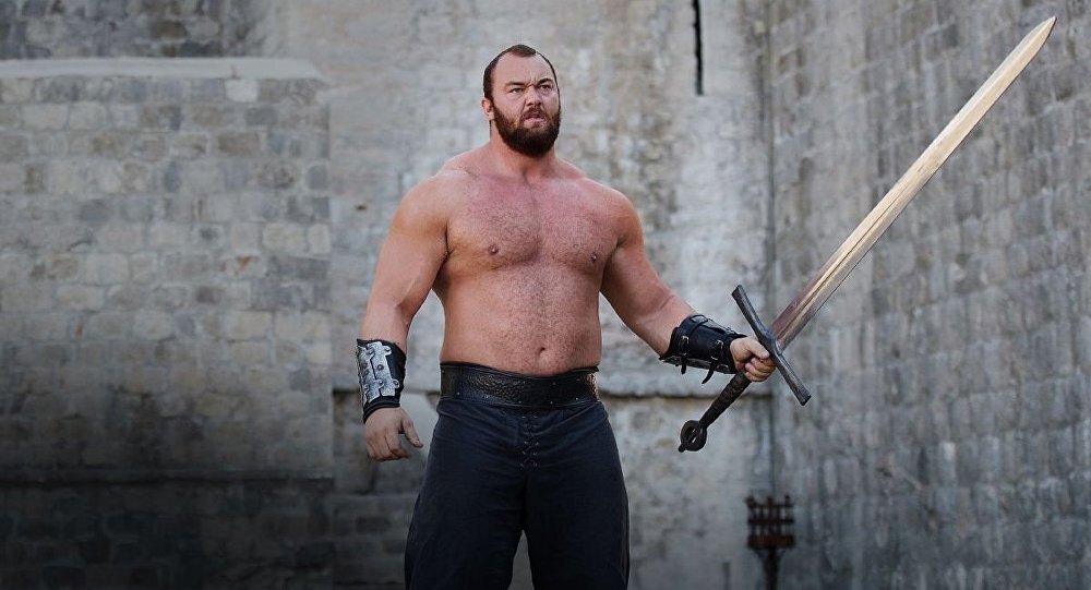 в роли "горы" в известном сериале "Игра престолов"