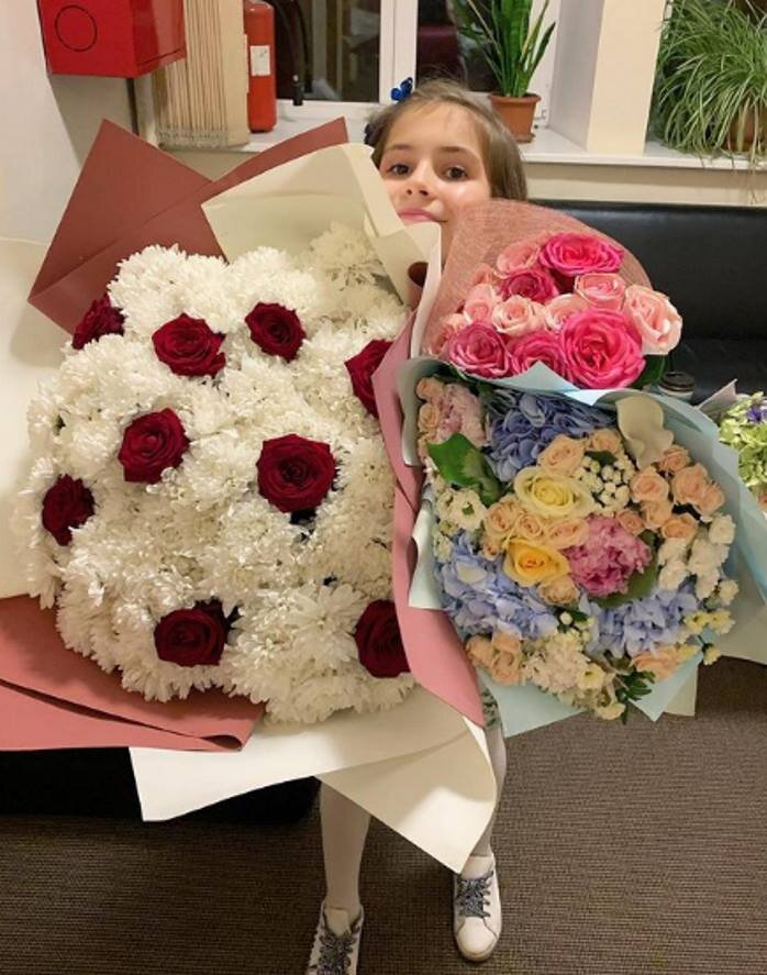 Дочка Екатерины Гусевой поет в хоре. Фото: Instagram.com/_ekaterinaguseva_