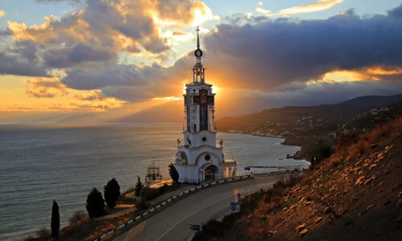Храм-маяк Святого Николая Чудотворца, г. Алушта