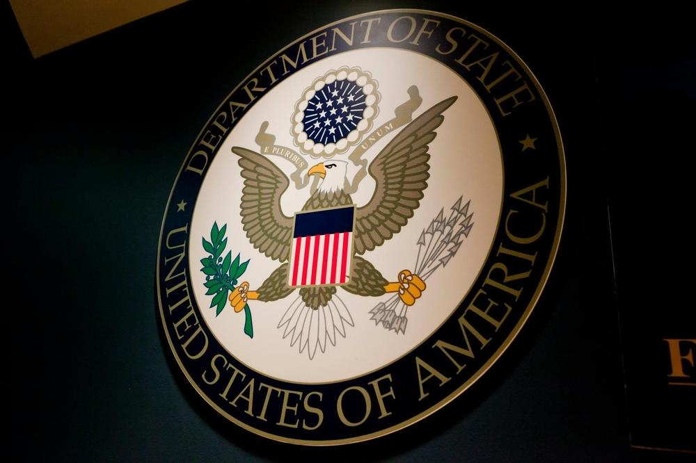 Usa official site. Эмблема Госдепа США. Госдеп США флаг. Герб Госдепартамента США. Флаг Госдепартамента США.