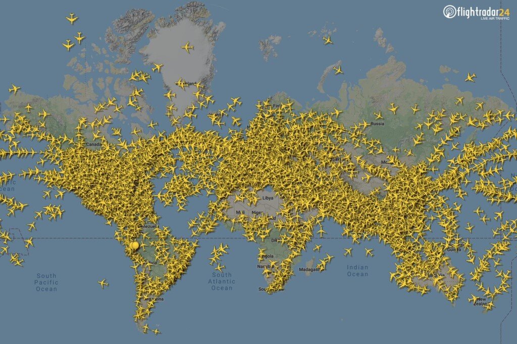 Самолеты в воздухе карта