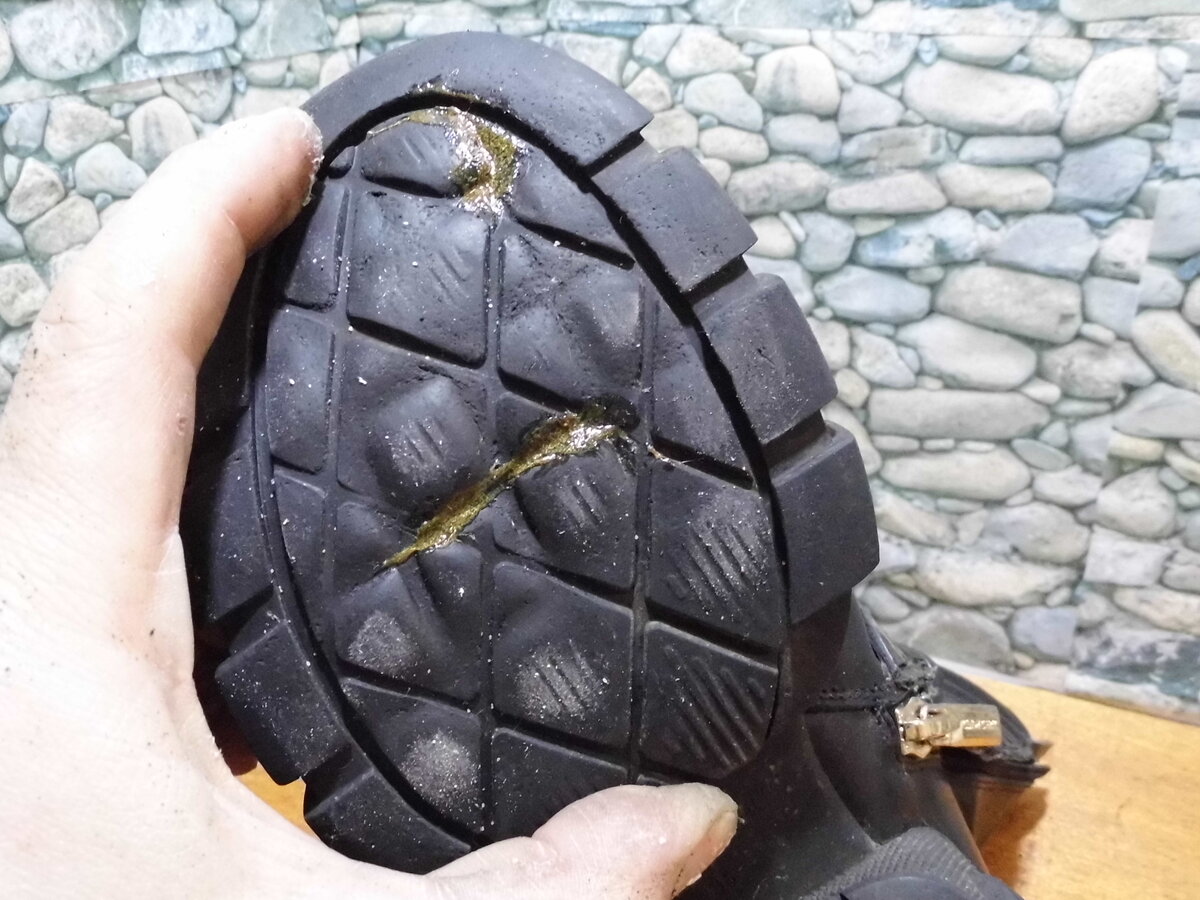 Залили клеем. Хорошая попытка, но - нет!