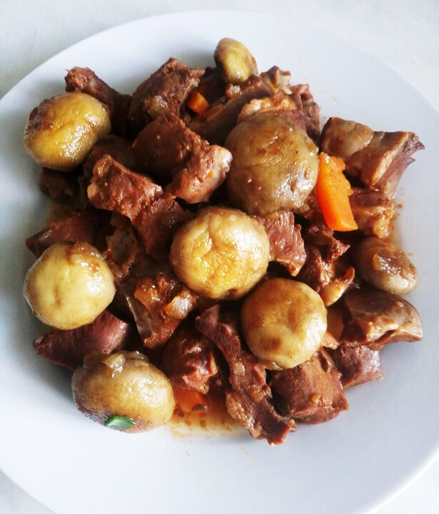 Говяжье сердце: как приготовить тушеное блюдо - рецепт от «Стейковка»