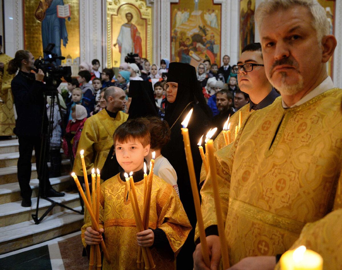 Особенно он спешит к тем, чья жизнь на волоске. Молитва святому Луке,  хирургу о возвращении истинного сияния здоровью | Господи, помоги!  Православие | Дзен