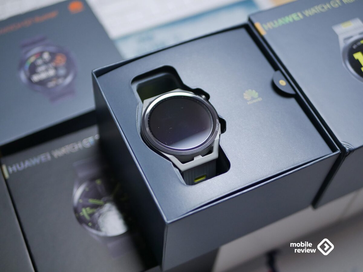 Обзор и сравнение Huawei Watch GT 3 и GT Runner всех цветов и размеров |  Mobile-review.com | Дзен