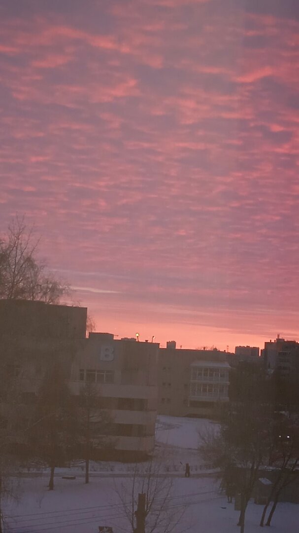 Закат за окном