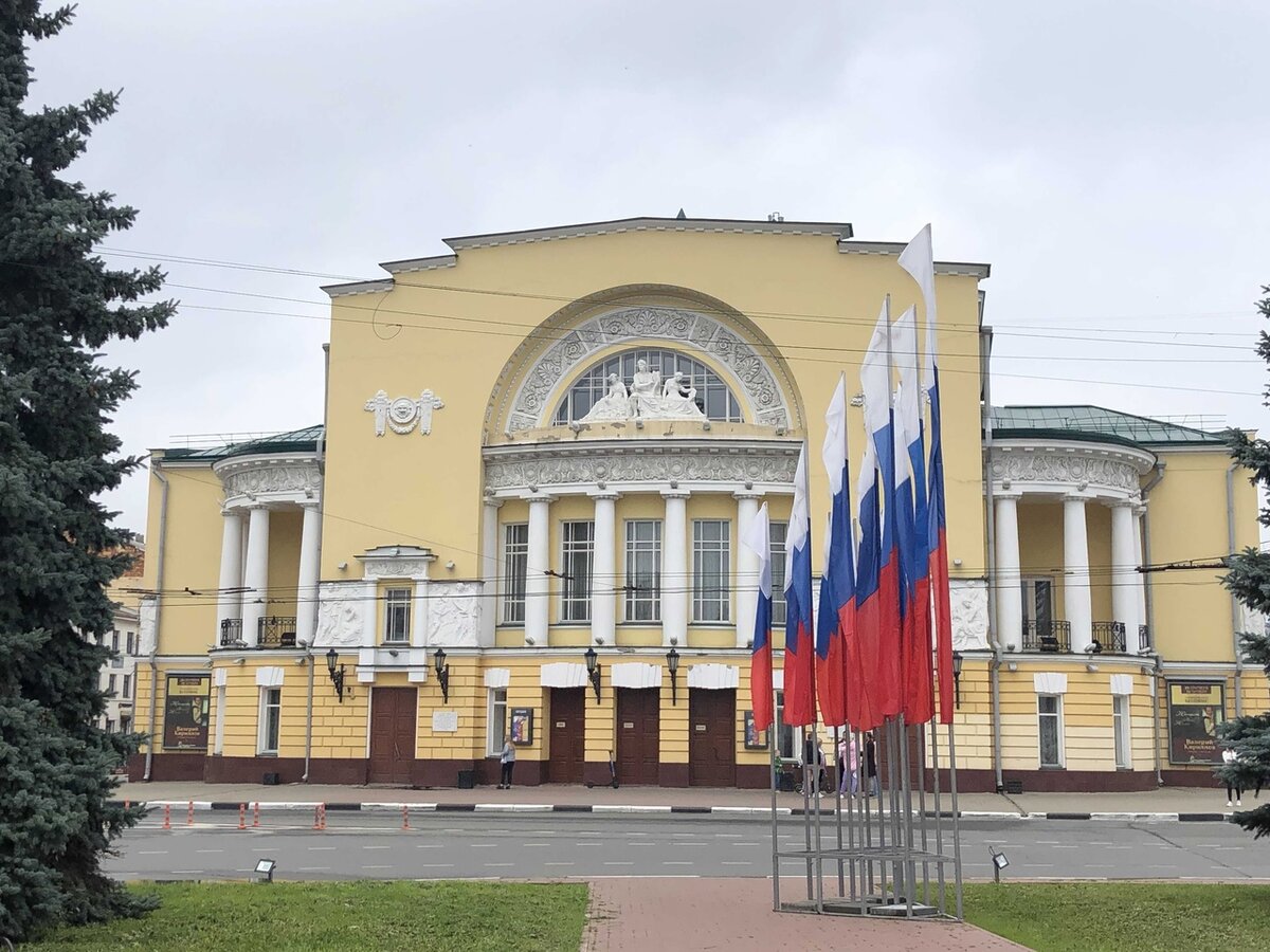 Первый русский театр в Ярославле