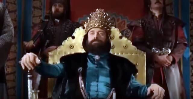 кадр из сериала "Великолепный век"