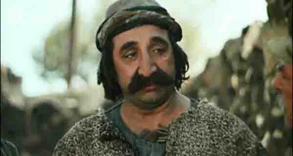 Фрунзик Мкртчян в фильме Наапет. Источник kino-teatr.ru