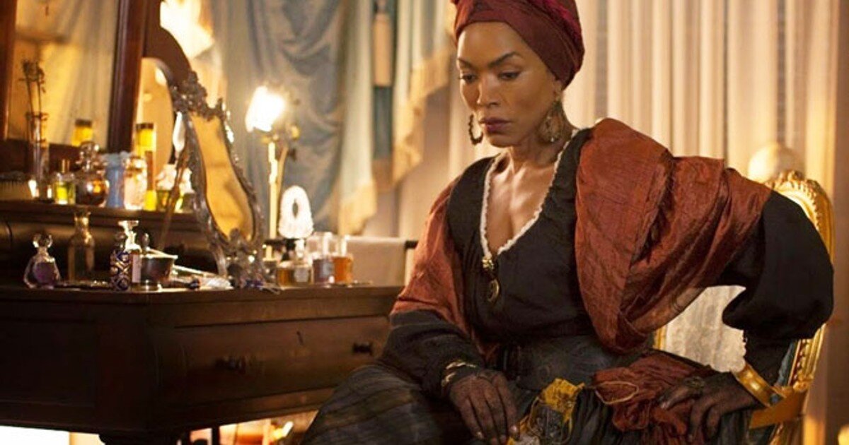 Кадры из фильма о Мари Лаво