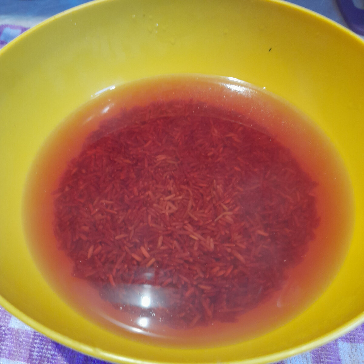 Водичка покраснела :)