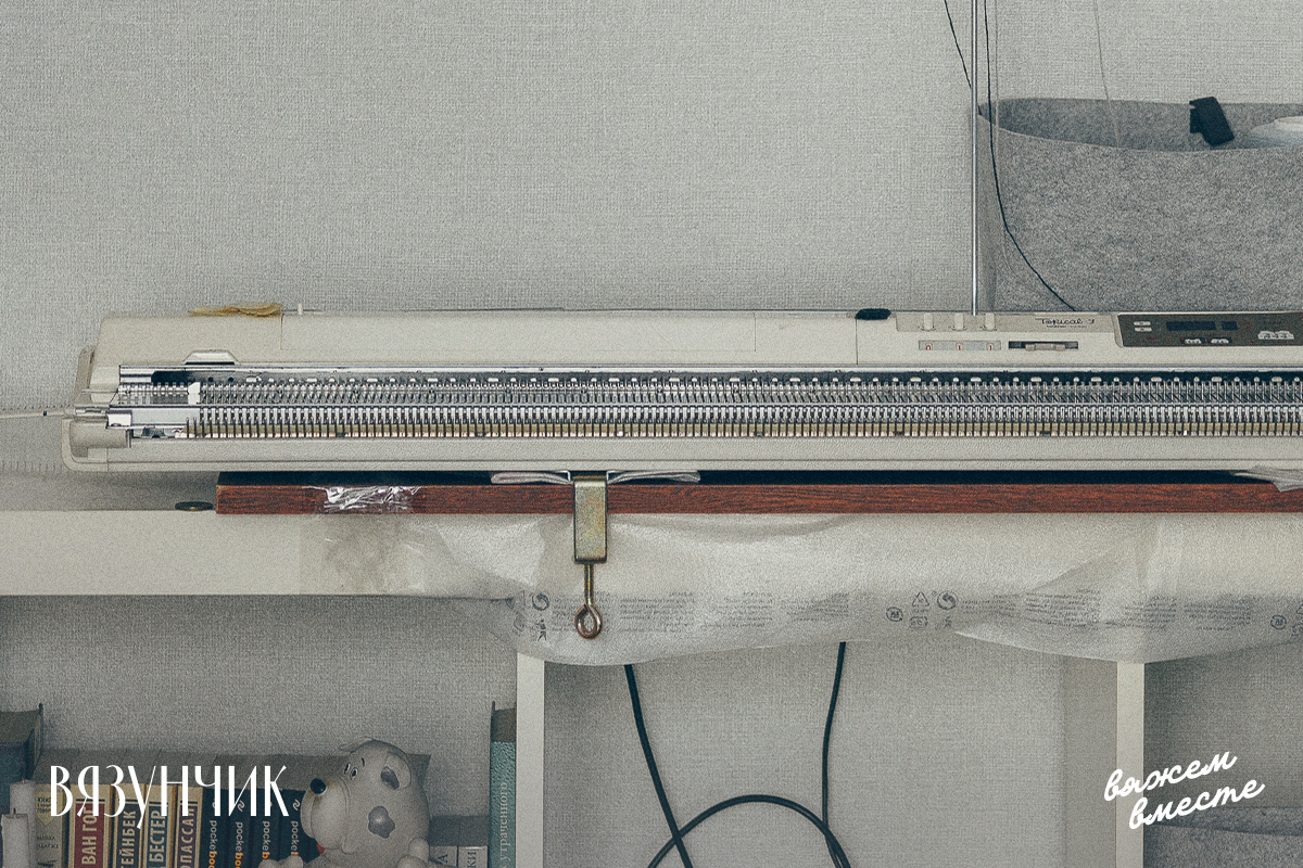 Здесь только одна фонтура, но по ней уже понятно, что это не спицы