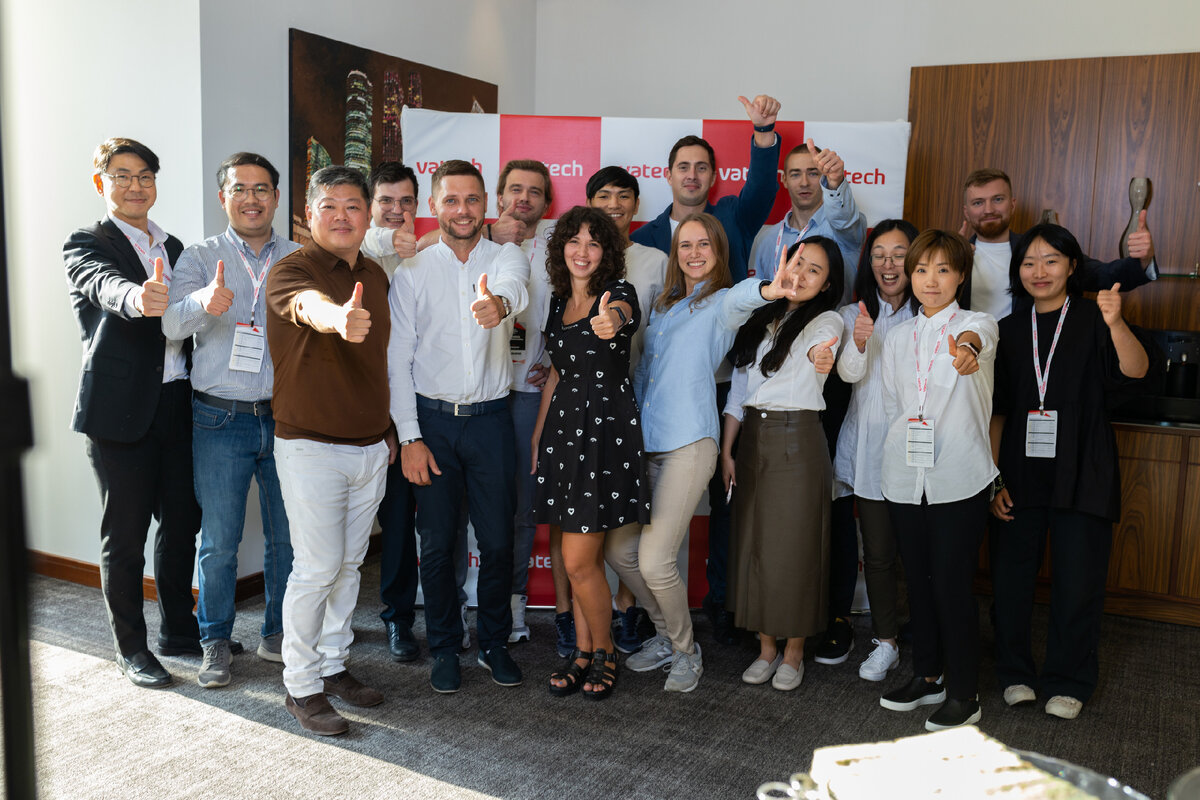 Сотрудники компании Vatech Russia