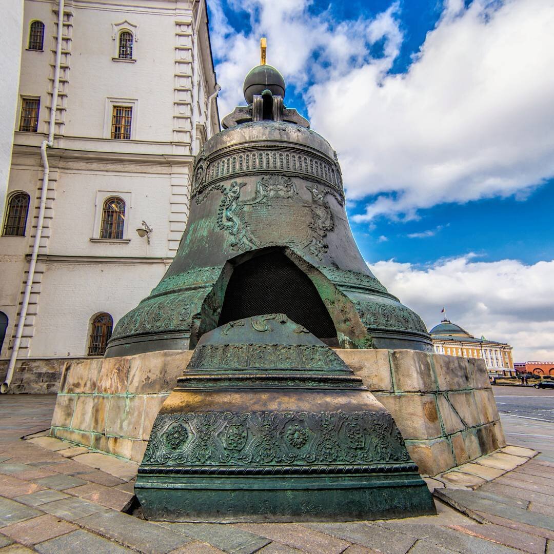 Колокол в Кремле Москвы