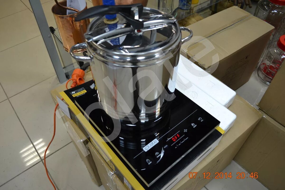 Кто усмотрит в этом рекламу - тот сам такой. Кстати, скороварка - вещь!