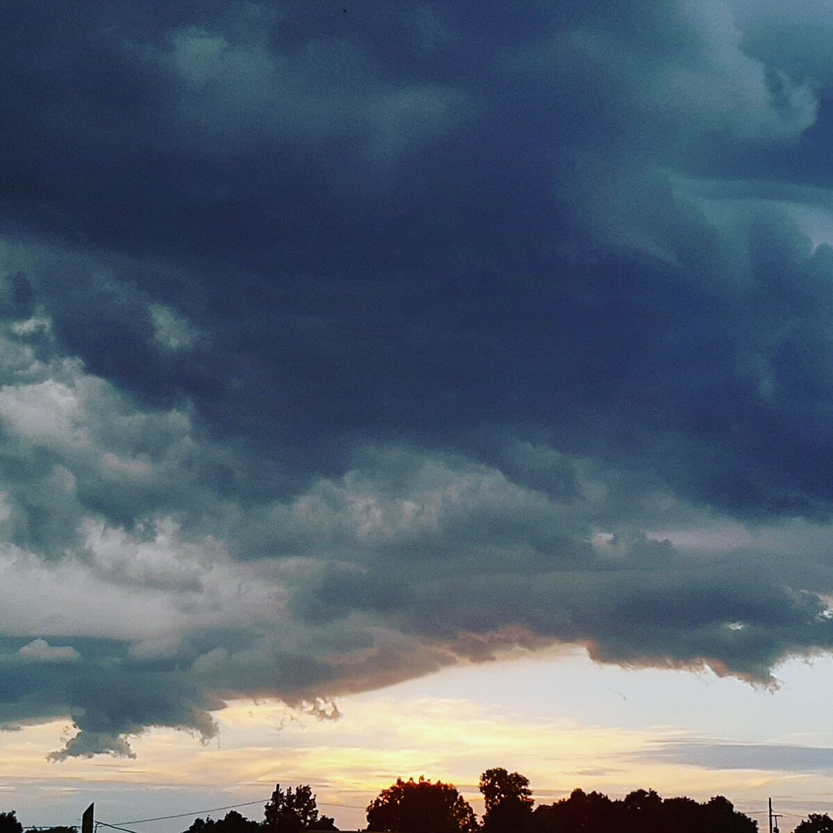 Красивый закат.