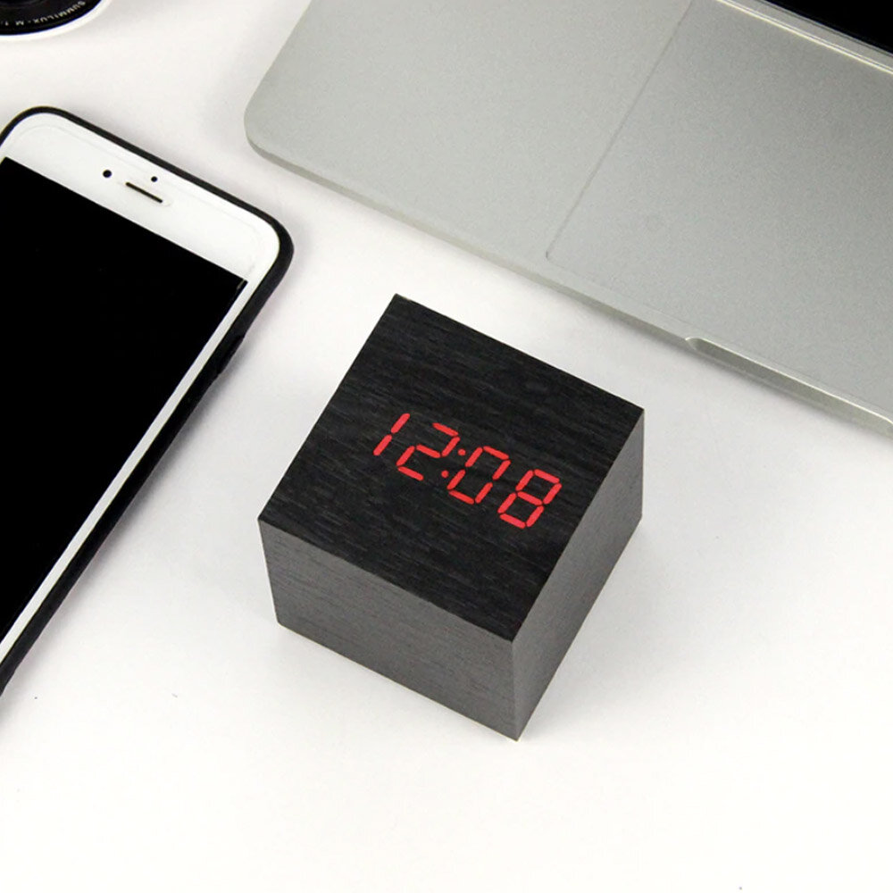 Квадратный будильник