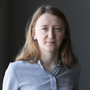 Елизавета Землянова
декан факультета дизайна ИГУМО и колледжа дизайна МКИК, куратор Международного фестиваля современного искусства DOCA