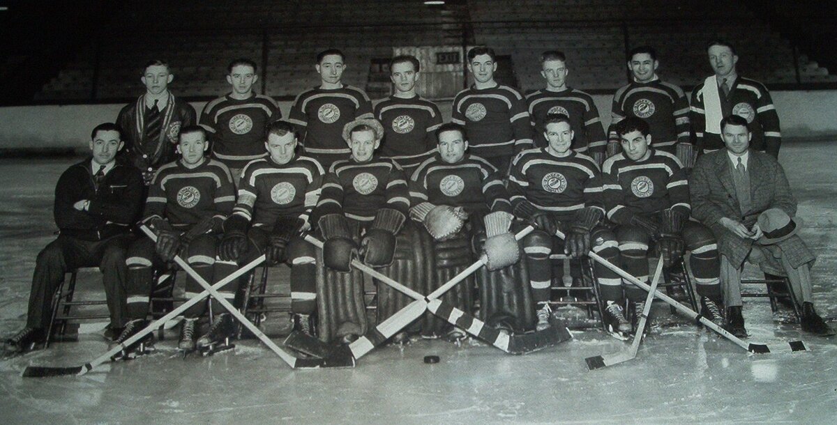 "Kimberley Dynamiters"  - обладатель Кубка Аллана 1936 года. 