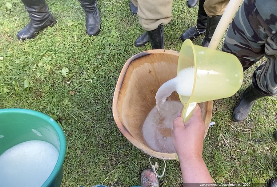 Показываю, как в Башкирии делают кумыс из кобыльего молока