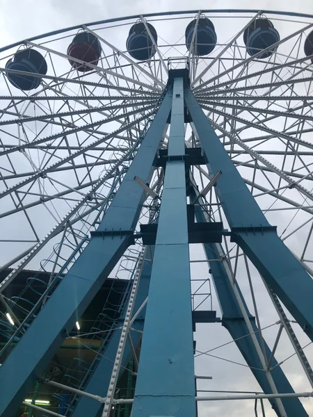 колесо обозрения